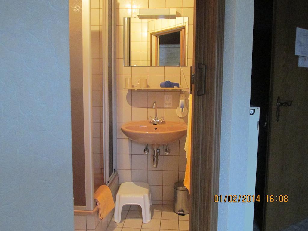 Hotel Schauenburg Tholey Стая снимка