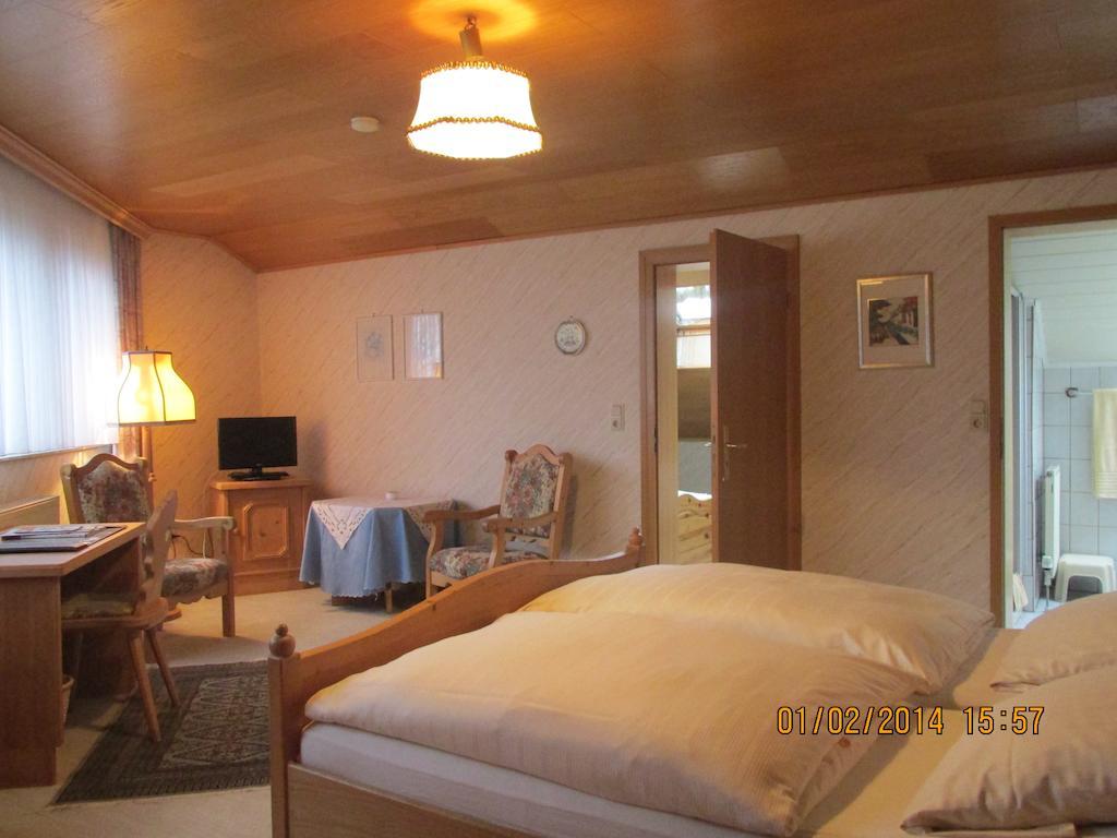 Hotel Schauenburg Tholey Стая снимка